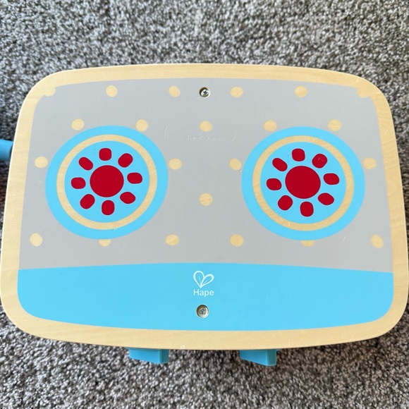 Hape Wooden Cooking Set - Picture 2 of 3